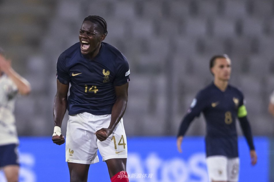 他可以通过 他可以通过