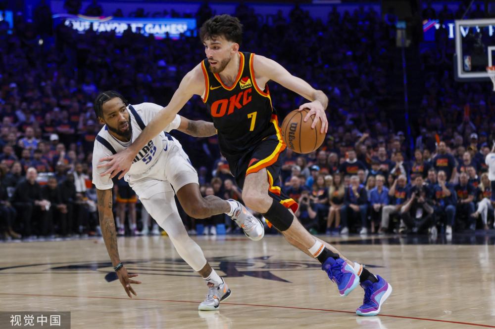 通过出色的 通过出色的