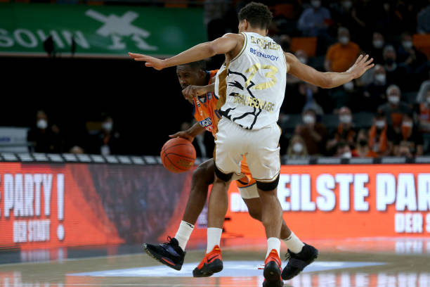 的加入和国 的加入和国