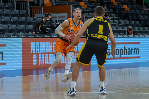 作用和奥利 作用和奥利